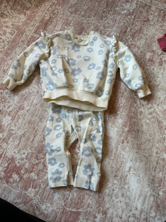 0-3 month baby clothes - Picture 5 of 10